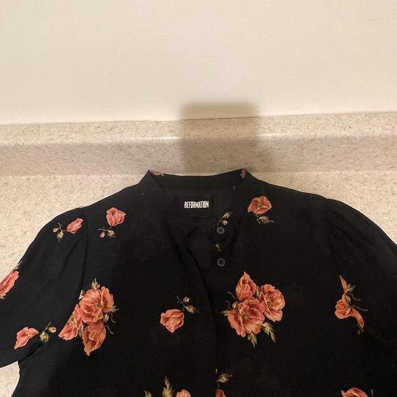 Reformation long sleeve sheer top - Picture 3 of 4